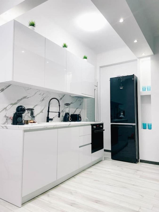 Diamond Apartment Thessaloniki Buitenkant foto