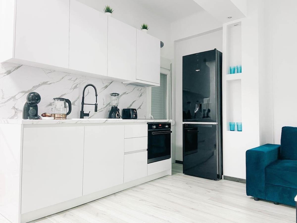Diamond Apartment Thessaloniki Buitenkant foto